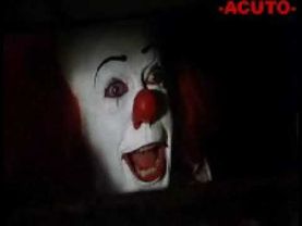 IT e la varchetella doppiaggio napoletano acuto.org 2005