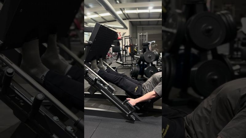 Gemelo en prensa 45º - Gemelo