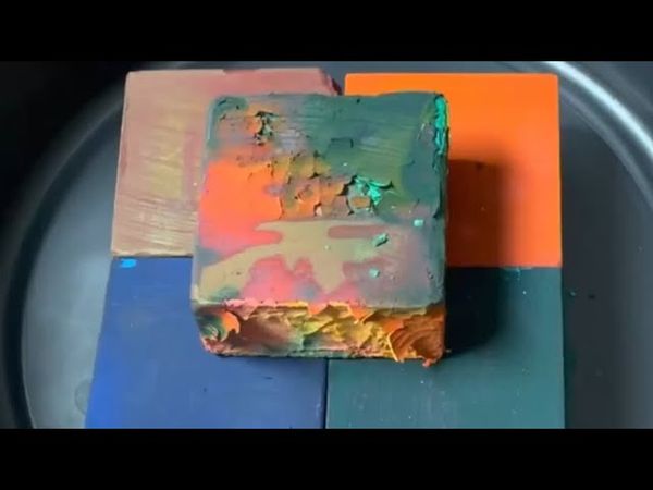 Multicolored & Solid Dyed Chalk