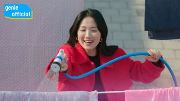 채령 CHAERYEONG (ITZY) - Midnight Glow Official M/V