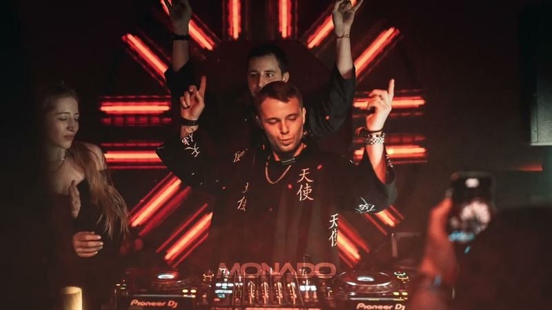 Monado - Stay Present Radio show (House , Indie Dance)