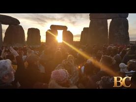 Sunrise at Stonehenge draws druids and pagans to celebrate summer solstice