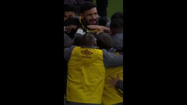 Gol de Paulo Baya para o Fluminense em falha do goleiro Anthoni, do Inter