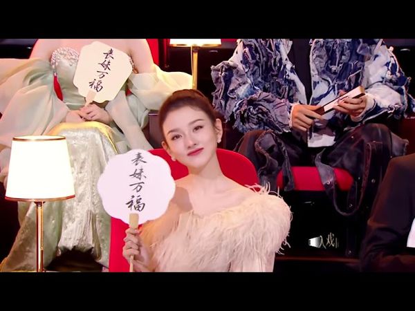 BTS｜【鹅剧派对】宋祖儿陈鑫海携主创亮相，手持扇子古风满满【表妹万福】