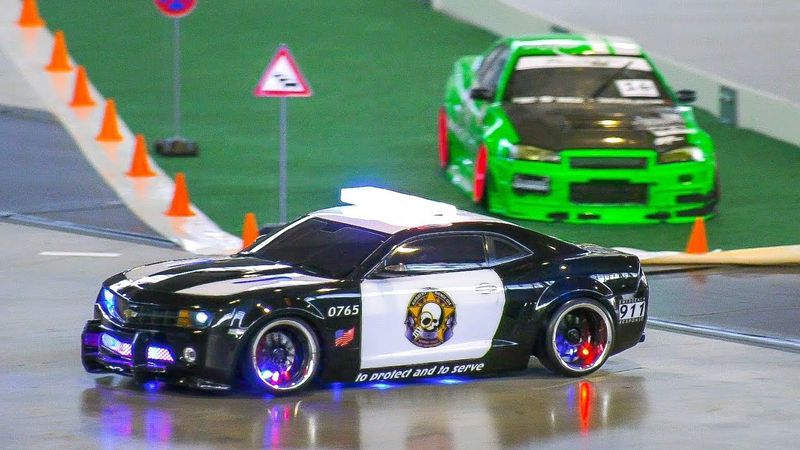 RC MODEL DRIFT CARS IN MOTION!! RC CHEVROLET CAMARO POLICE DRIFT CAR, REMOTE CONTROL