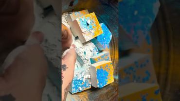 Crunchy Chalk with Toppings