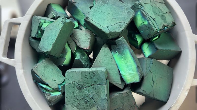 Bucket of Super Flaky Green Dyed Butter 💕