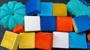 Collab with @CrushPleasureASMR 🐠 Plain & Dyed Gym Chalk + Reforms #zinniagymchalk