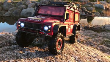 Traxxas TRX-4 Land Rover Defender scale crawling and trailing #5 @ Katariina's Park Kotka, Finland