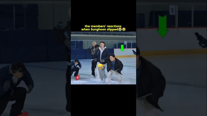 they laughed because sunghoon was very active😭😂#enhypen #sunghoon