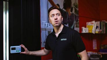 ЗАГАДОЧНОЕ ОГРАБЛЕНИЕ в ТекТауне раскрыто!