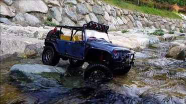 TRACTION HOBBY Founder Jeep Valley Rock Crawling 2