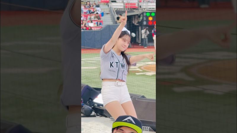 이 영상 언제 끝나요? #이서윤 #이서윤치어리더#ktwiz #kt위즈 #kt위즈치어리더