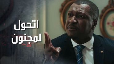 عم تبكي لانها قلعت الشخص اللي بتحبه وهو جانن لانها مو موافقة تشوفه وتحكي معه 😲 كذب ابيض