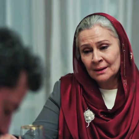 jealous #uzaksehir #далекийгород #турецкиесериалы #turkishseries #tur...