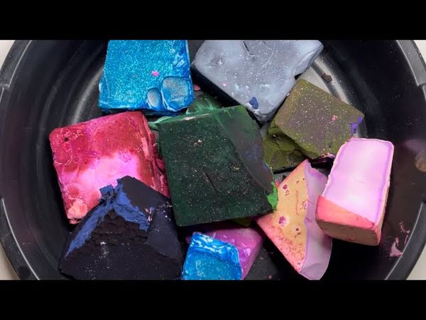 Full of BSN | Asmr | Dyed Soft Gym Chalk | Relaxing | Dusty | Satisfying