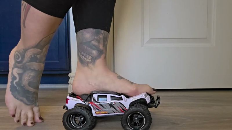 Crushing monster truck