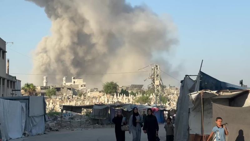 Heavy smoke billows over Gaza City following deadly Israeli strikes | AFP