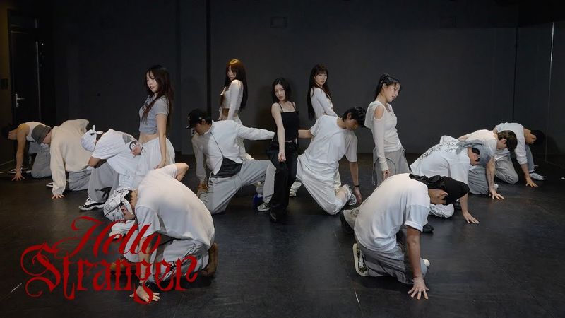 권은비(KWON EUNBI) 'Hello Stranger' Dance Practice