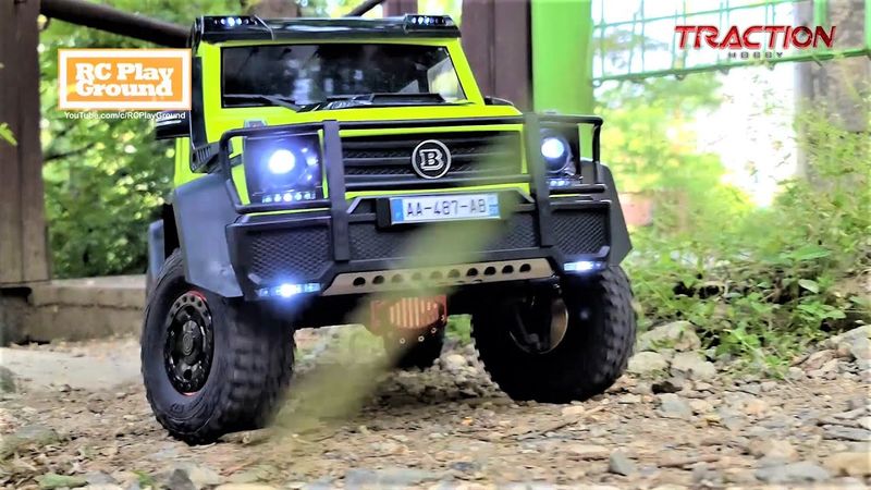 RC Car TRACTION HOBBY Brabus G550 Off-Road Ride