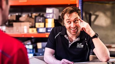 Когда ОТПРАВИЛ СЕБЯ НА ГАВАЙИ - BORED на Русском