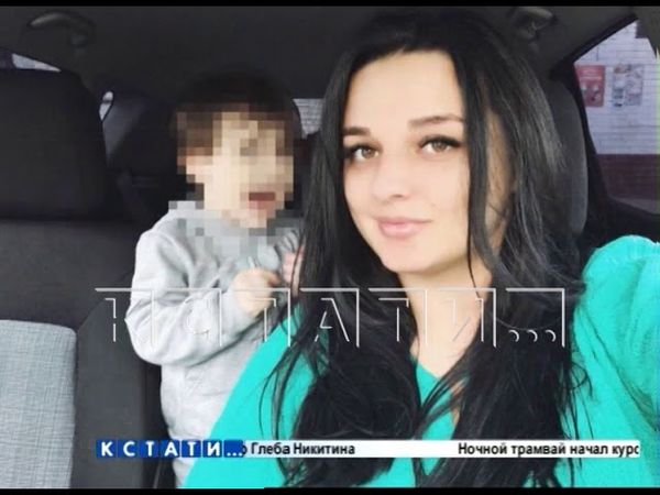 Мать, которая убила, а потом сожгла своих маленьких детей, предстала перед судом