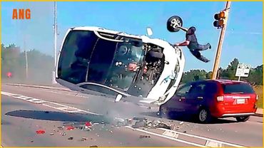 260 Crazy Moments Car Crash USA of Idiots In Cars You Wouldn't Believe if Not Filmed