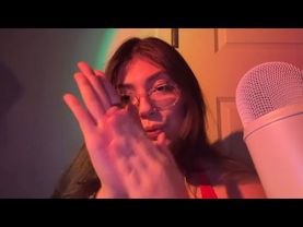 Asmr fast mouth sounds (wet & dry) hand sounds, hand movements, spit painting, mic licking +