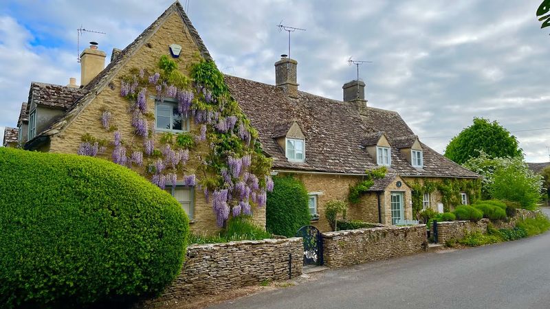 England’s Most Well-Kept COTSWOLD Village in Full Spring Bloom
