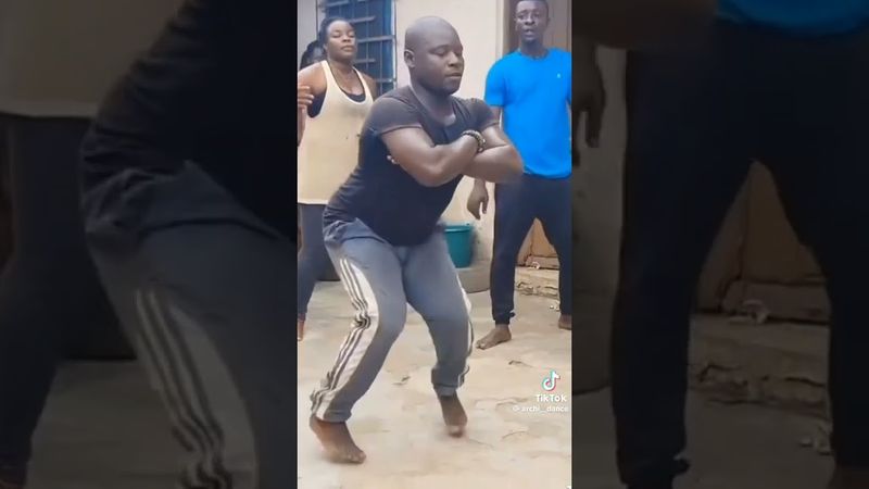 Как в Африке танцуют лезгинку.🥰😂@archi_dance #нохчийнхелхар,#лезгинка