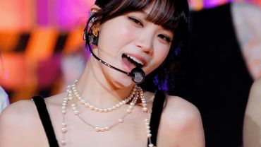 LE SSERAFIM - HOT + Come Over | 2025 MBC Music Festival | #LESSERAFIM