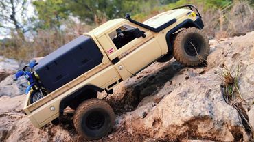 TOYOTA LC79  RC CAR PROBANDO RUEDAS 4X4 ADVENTURE OFF-ROAD ROCK CRAWLER