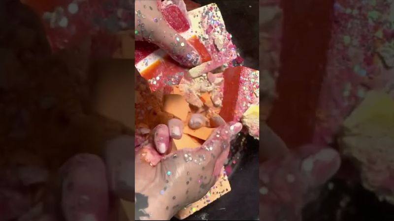 Dip Dyed & Powdery Reformed Chalk