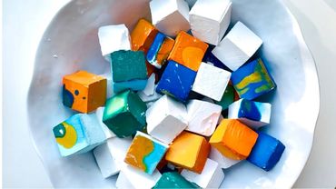 Crunch Cap Cubes | ASMR Art Therapy