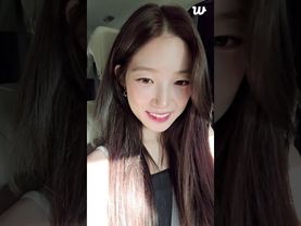 Le sserafilm Kazuha graceful vibe today 🖤💛