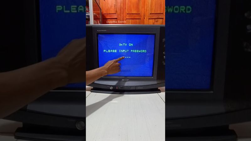 How to disable button lock on an old Sharp CRT TV 📺🔓#televisores #old #tutorial #tips #electronic