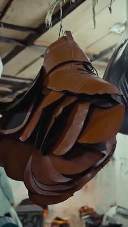 Dacca: Donde la Moda Rápida Cuesta Infancias - Una Investigación Excl...