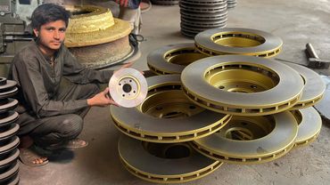 Inside FACTORY, The CAR Disc Brake Plate Manufacturing Process | Full  PRODUCTION