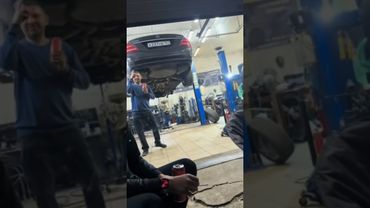 Приехал колодки поменять🤣