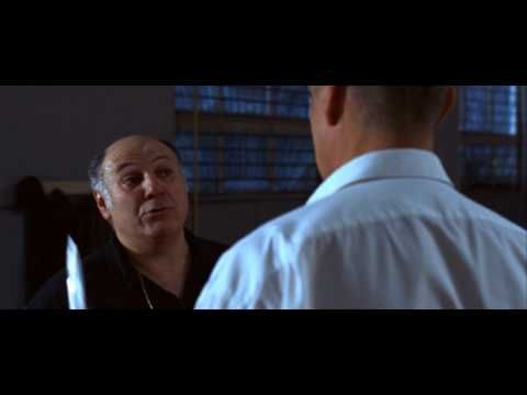 Газаров с ножом в фильме Михалкова 12 (HD 1280-544).avi