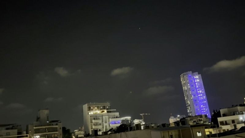 Sirens blare as Iran missiles fly over Tel Aviv | AFP