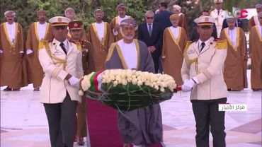 جلالة السلطان #هيثم_بن_طارق المعظم يزور مقام الشهيد والمتحف الوطني للمجاهد بالجزائر خلال زيارة دولة.