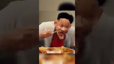 Кринжатинка от ИИ:  создано из одного запроса: «Уилл Смит ест спагетти» 😅 #ai #ии #новыетехнологии