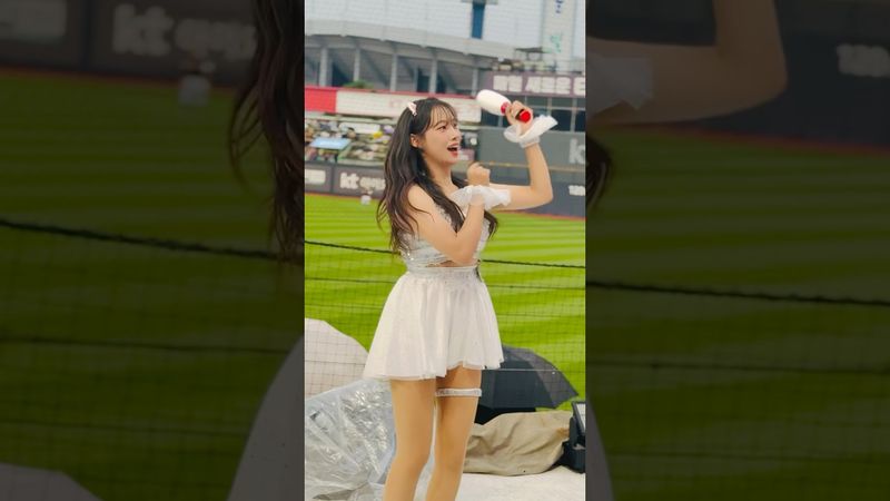 생일 축하합니다🎂#이서윤 #이서윤치어리더#ktwiz #kt위즈 #kt위즈치어리더