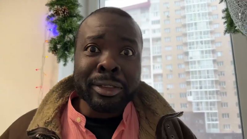 Когда впервые приехал в Россию это было зимой и вот что случилось. Подумал что сошёл с ума