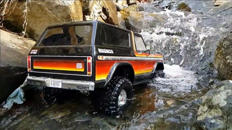 Traxxas TRX4 Ford Bronco Valley Rock Crawler 3