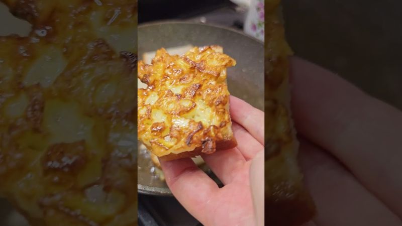 #бутерброды из лука и хлеба 🍞