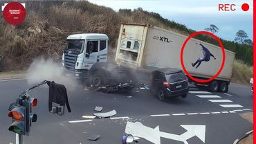 145 Most Unbelievable Crazy Car Crash Moments - Compilation of Stupid Cars Caught on Camera