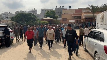 Gazans mourn loved ones after airstrike | AFP