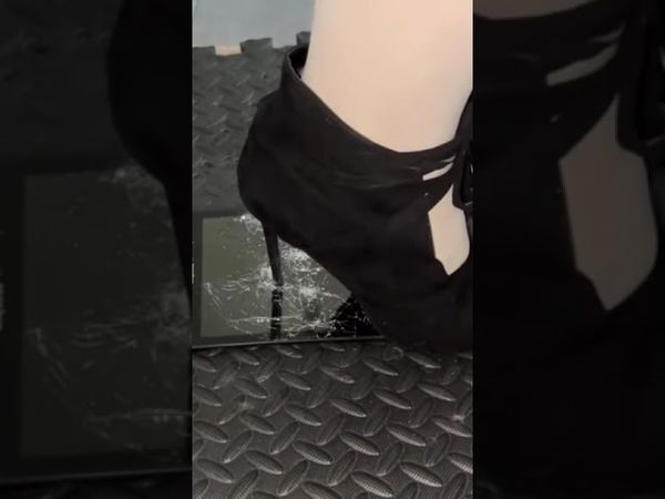 girl crush tablet in heel